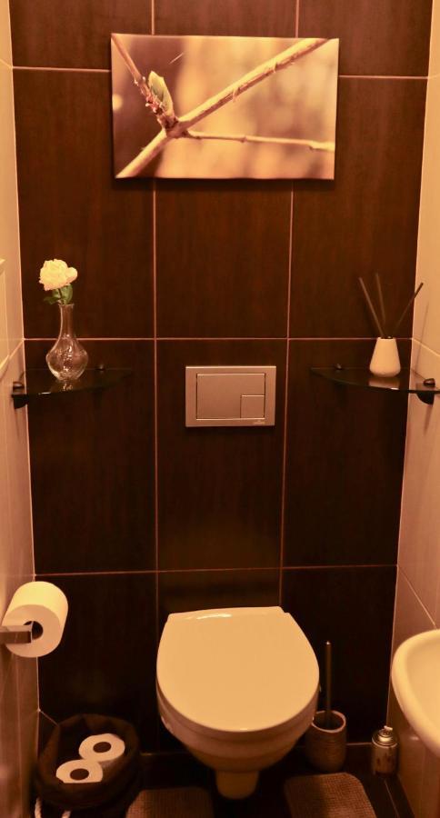 Neptune Ear, Family-Friendly, Modern, Fully-Equipped, Cozy Apartment Вентспілс Екстер'єр фото